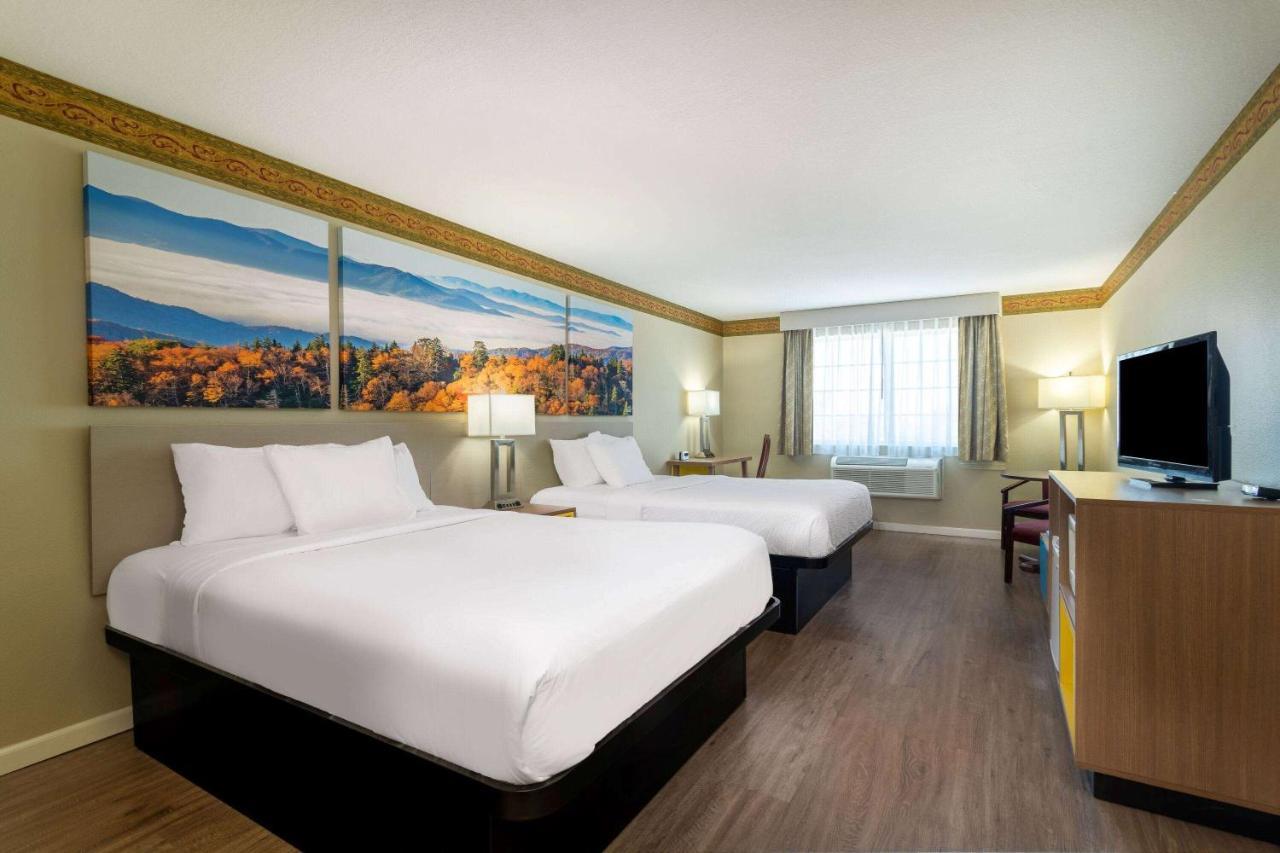 Days Inn By Wyndham Mountain Home Eksteriør billede